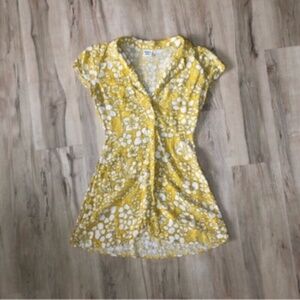 Sunday Best Yellow V-Neck Button Up Sundress